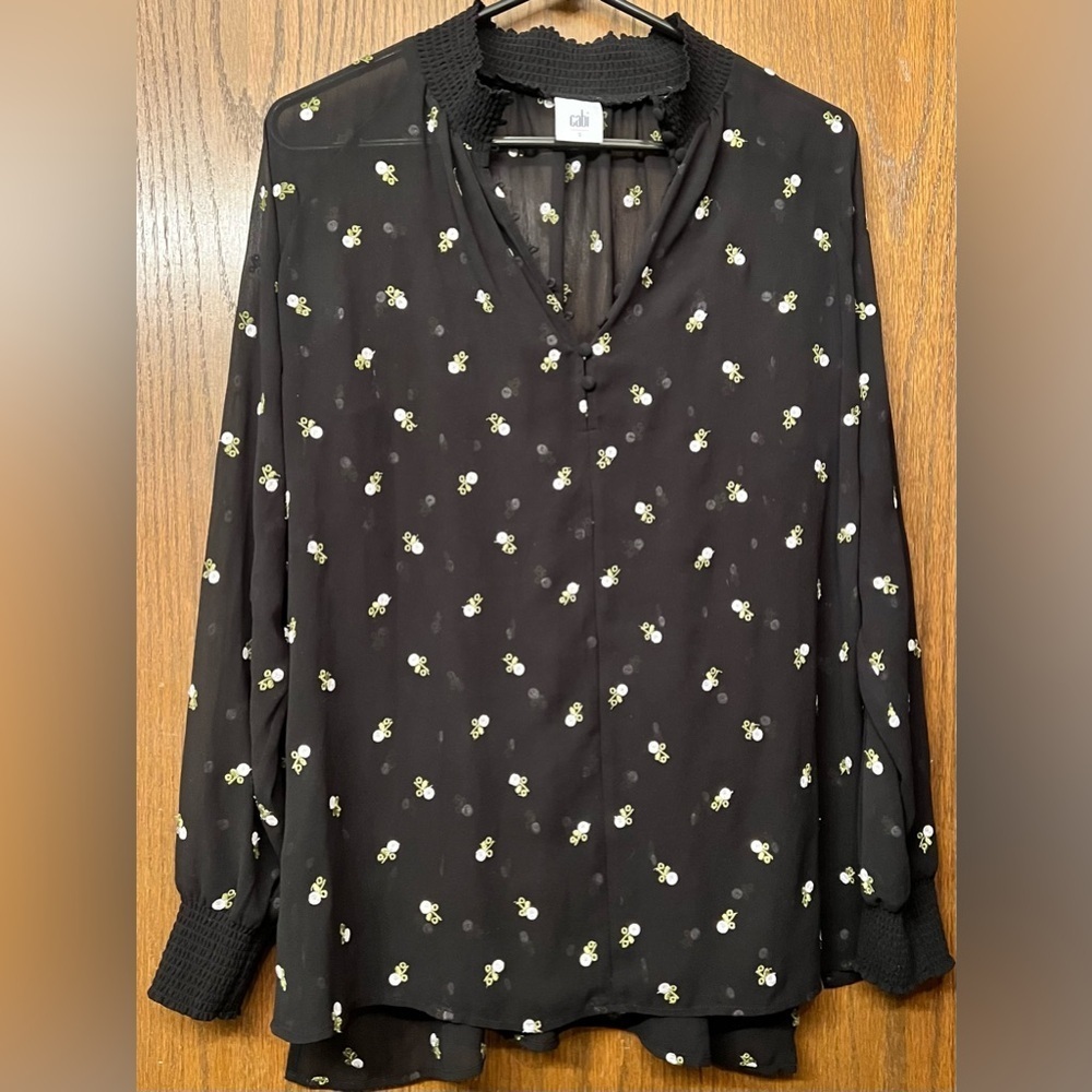 EUC Cabi Sheer Black Floral Smocked Neck Women's Blouse Small - Picture 2 of 9